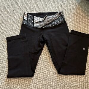 Lululemon Cropped Leggings — SIZE 2!